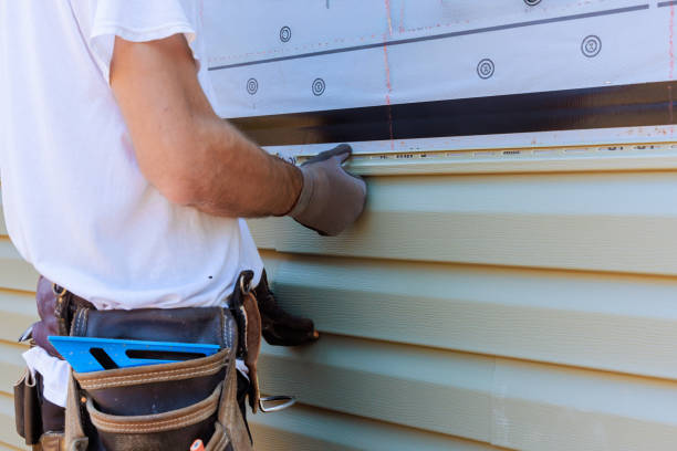 Trusted Emergency Siding Repair service in Belleville, IL - Creative Siding